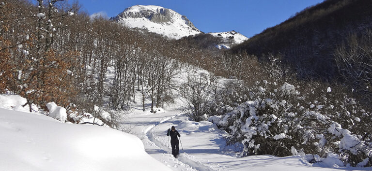 kayak-pico-azul-raquetas-de-nieve-rutas-en-leon