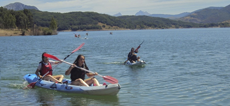 Campamentos 26_kayak_pico_azul Campamentos Verano FMD Valladolid